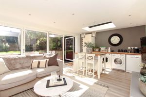 Photo 21- click for photo gallery